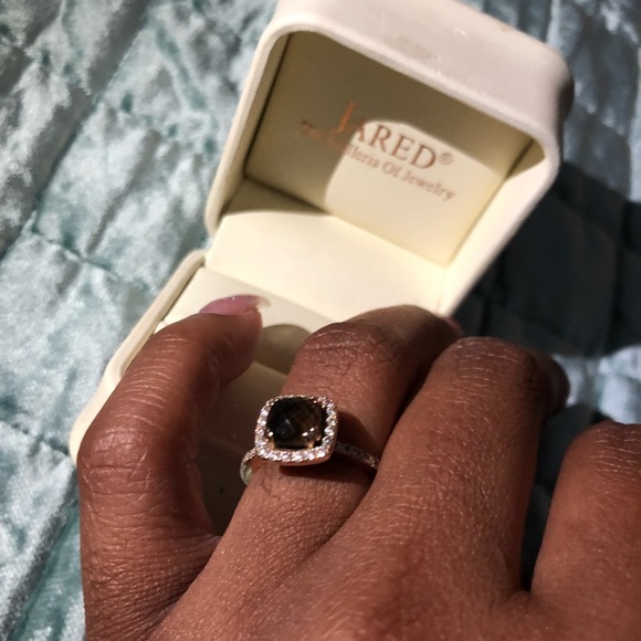 SOLD -Jared the Galleria Rose Gold Engagement Ring - Picture 6 of 6